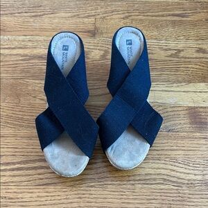 White Mountain Black Sandals